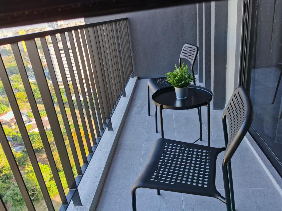 Beacon Exec Suites# Msg Chair#Disney Hotstar George Town Exteriér fotografie